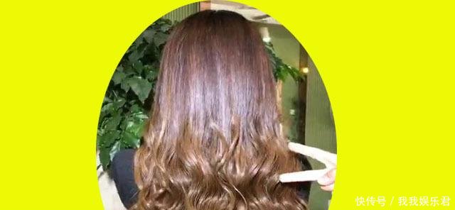 都说直发好看，45岁的女人烫发后减龄8岁！再也不怕头发少了