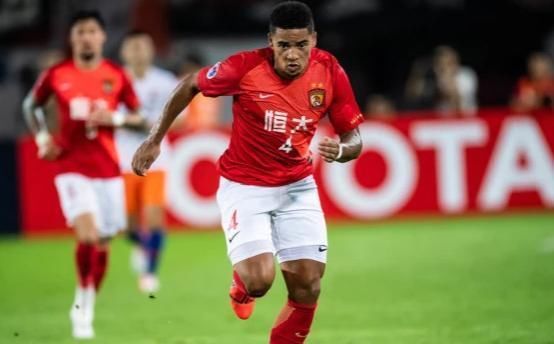 助攻国足! 曝恒大5大归化获认可, 足协3大规则开启绿灯进行更改