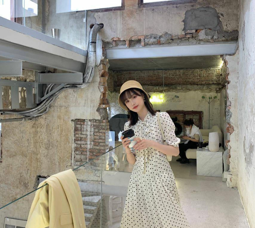  『气质』夏日穿搭?可盐可甜的轻熟气质女神穿搭