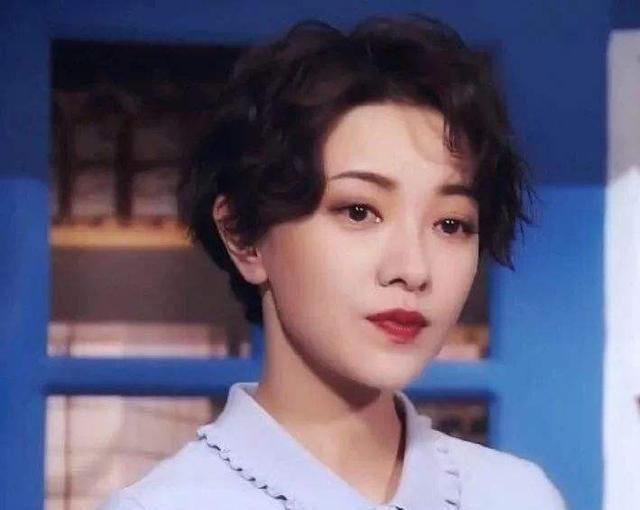 港风造型■想要模仿王祖贤?——那首先要知道“港风美人的精髓到底是什么”