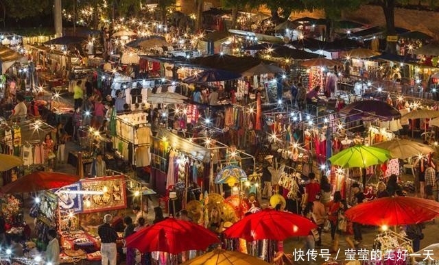 为什么泰国人几乎不做晚饭？看完当地夜市，游客：换我我也不做