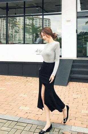 街拍：小姐姐的穿搭，展现优美的身姿