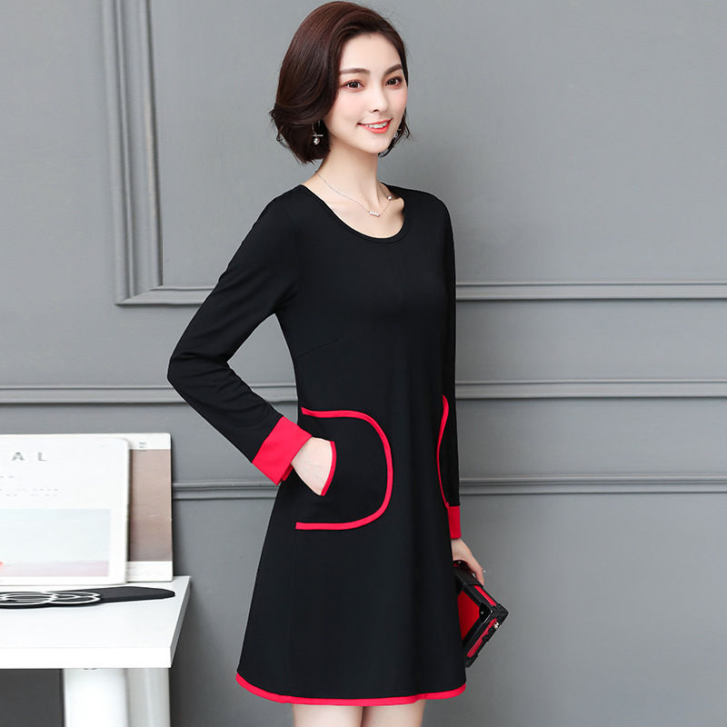 入秋了，谁还挑“薄”裙子?机智的女人早就备好这样高端的秋裙