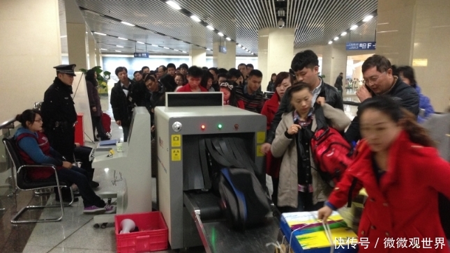 英国女孩呆在广东两年，回国后天天发牢骚：不方便，还是中国好！