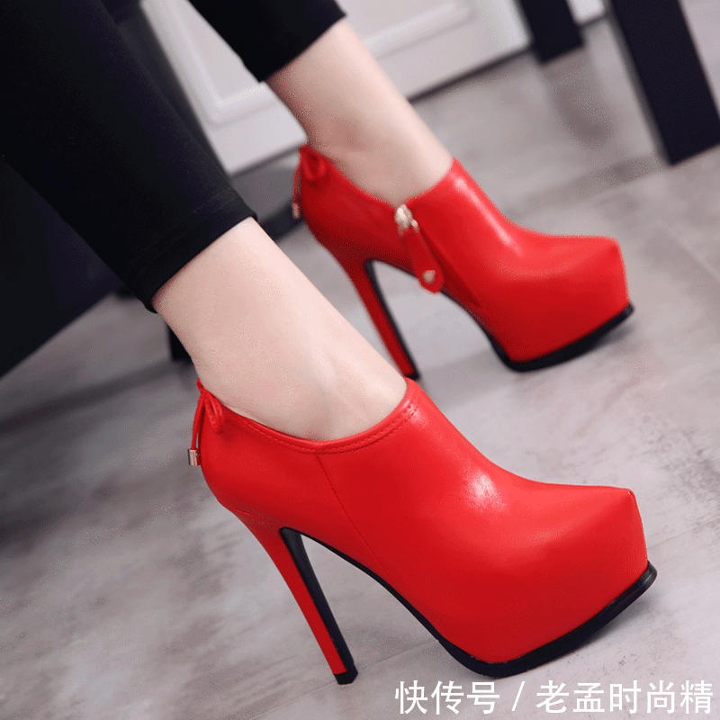 #性感#爱美女生的高跟鞋,性感就是多了一点点