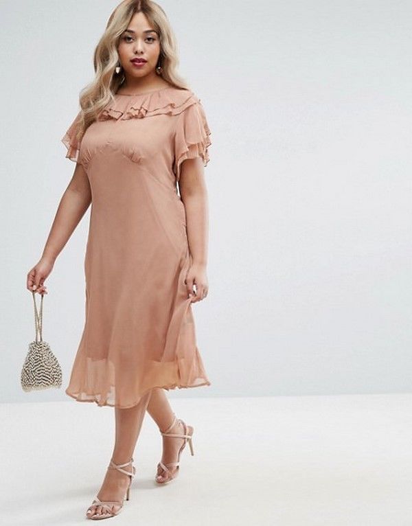 国外时尚博主:教你穿成个美丽妩媚身材劲爆女人味十足的小胖子