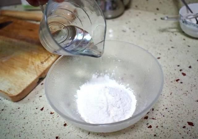 「平底锅」别看这饼很火，其实不用揉面平底锅就能做