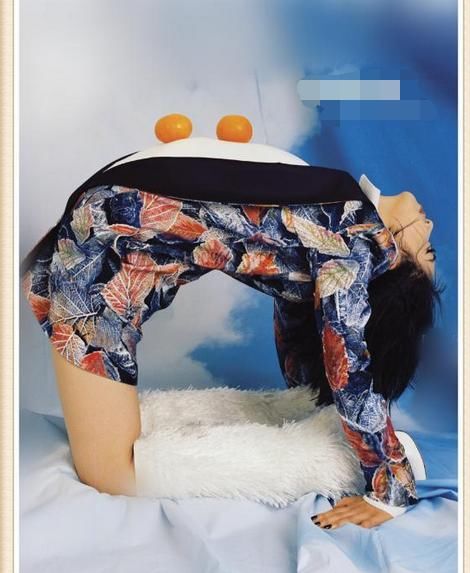 宋茜腿是有多长？一脚提到黄子韬腋下，网友：身高真的只有168？