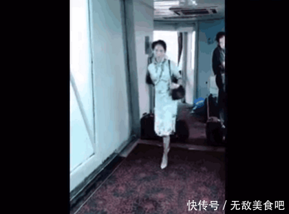 男子登机前偶遇穿旗袍的空姐, 网友: 笑得好甜好苏好想娶回家