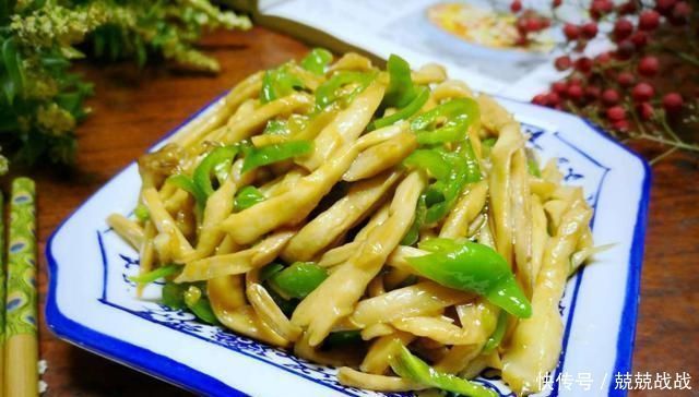 『营养』宁可不吃肉,也要给孩子吃这菜,一周吃2次,强筋骨补脑力又营养