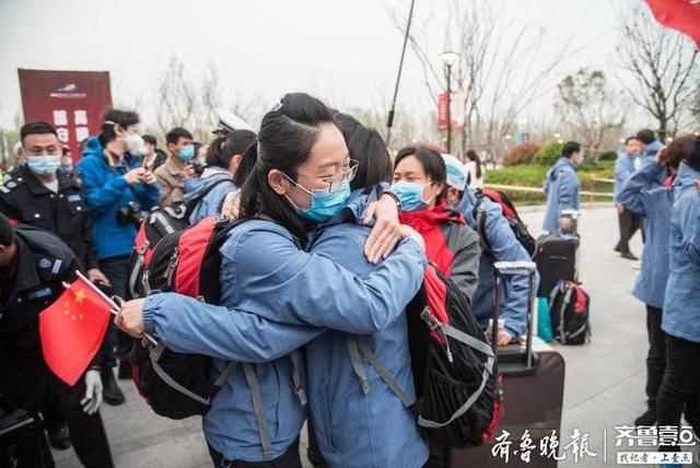  医疗队■泪别相拥！相约江湖 武汉赏樱 首批返鲁医疗队结束休整泪别战友