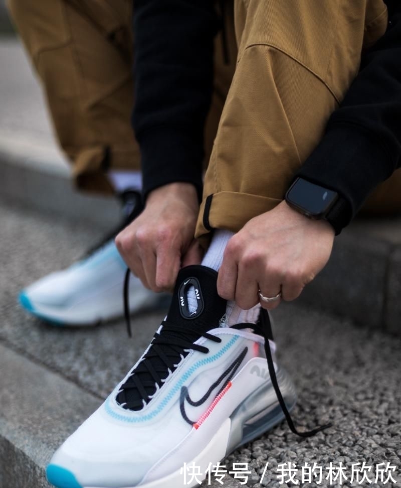  『刷屏』昨天Nike疯狂刷屏的新鞋刚刚登场！你还没看就太可惜了