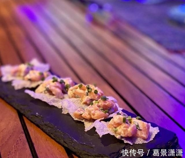 那一刻:在600多平的别墅房睡一晚是啥感觉?推开门那一刻就知道没白来