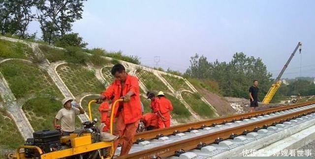  「车站」中国将再添一条跨三省高铁，江西境内只设一座车站，却