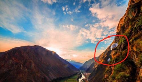 秘鲁峭壁上的胶囊旅馆，离地120米的高度，普通人真的不敢住