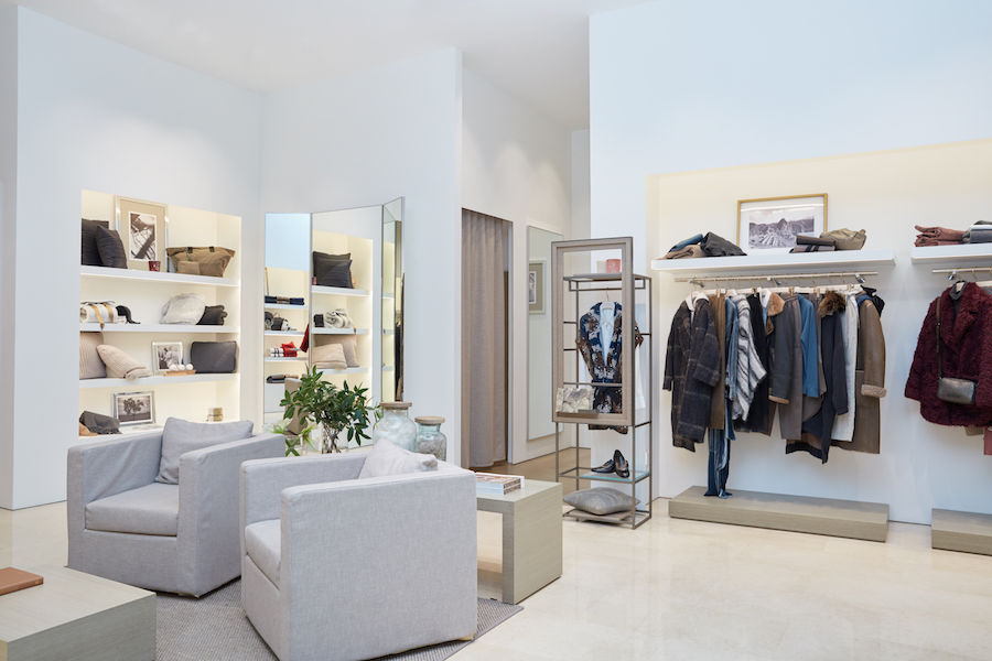 Brunello Cucinelli 成都 IFS 店举行开幕活动，我们跟佟大为关悦夫妇聊了聊关于穿搭的那些事