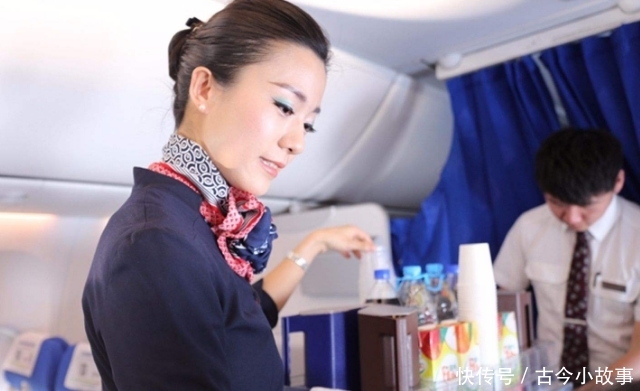 乘坐飞机时有三样免费的东西，恐怕很多人不知道，看看空姐怎么说
