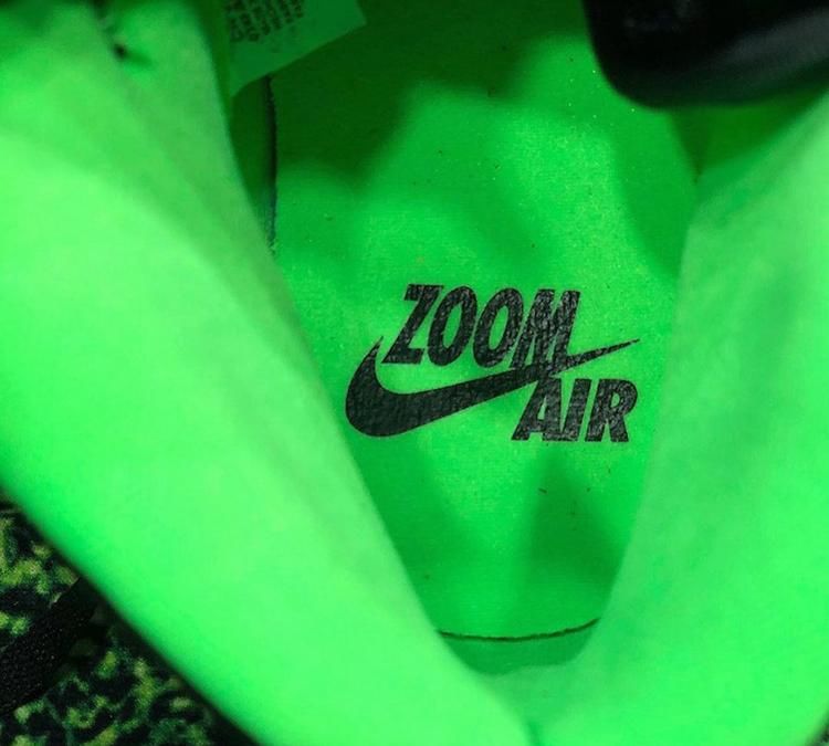  实物@「黑绿配色」AJ1 Zoom最新实物曝光！太像13年前的Dunk SB