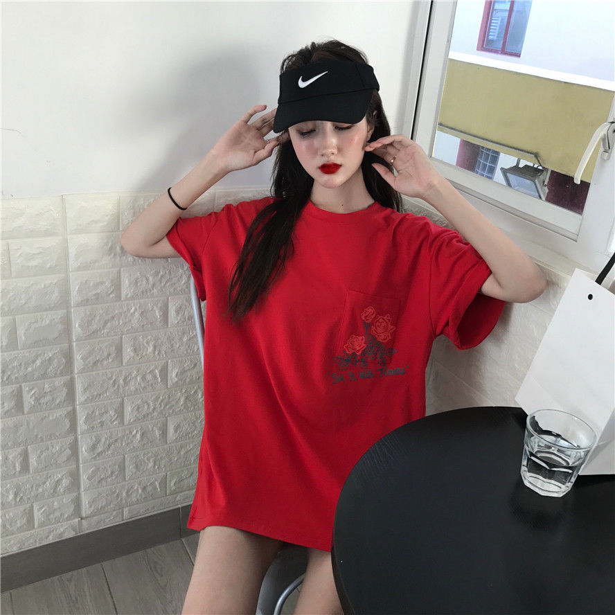 T恤这样穿的都是女神,清新有气质,你是下面哪一款呢