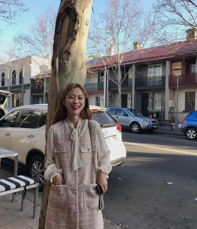  『柔美』春天穿搭还没有拿下？人见人爱的十组穿搭示范性，显年轻柔美有气场