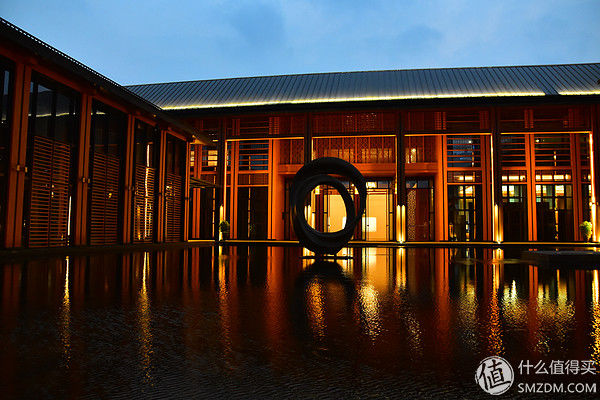 富士X100F的图文 篇二:X100F与D7200的夜景日常