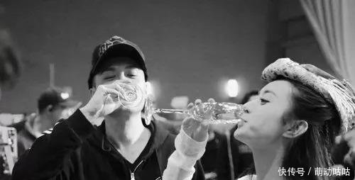 赵丽颖刚参加完活动就被造谣怀孕, 网友: 怀了个可装可卸的宝宝吗