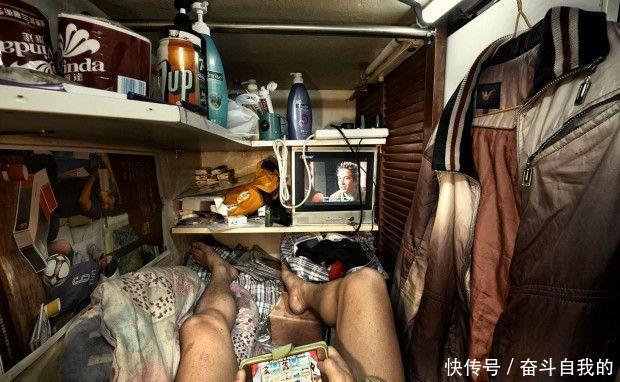  [实拍]实拍香港的棺材房：1.5平方米的小空间，却是很多人的家