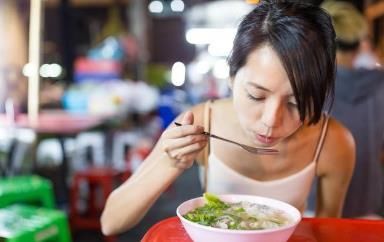 开眼了！中国人到越南，拍到了这样的画面，你见过吗