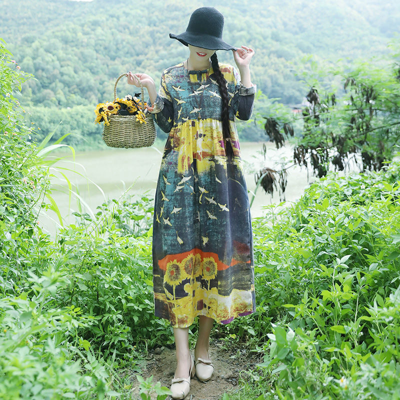 闷热的秋老虎，穿毛衣还太早!不妨试试穿棉麻装，洋气遮肉不显老