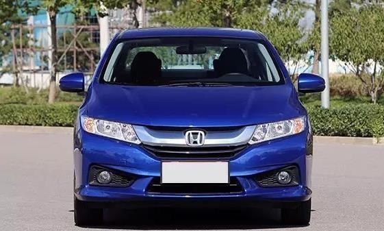  『车型的标配』工薪阶层适合买什么车？