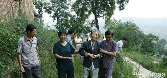 俗语寿不送烟，丧不补礼，老话里隐藏着很多讲究，来看看吧