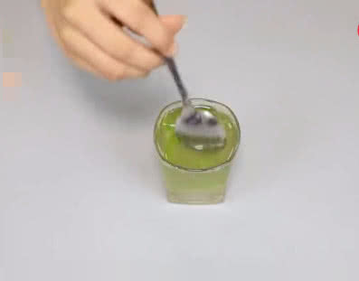 丝瓜皮别再扔掉了，一般人都不知道它的作用，我也后悔没早点知道