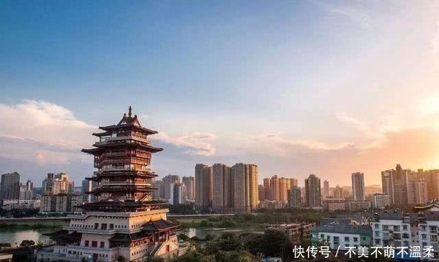 四川发展最快的三座城市，自贡、绵阳和攀枝花，未来谁能脱颖而出