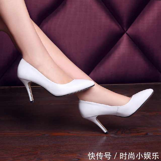 精致尖头高跟鞋让你优雅气质，尽显女性魅力！