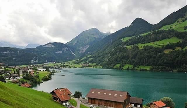  「瑞士人」瑞士人找到了和睦相处的秘诀