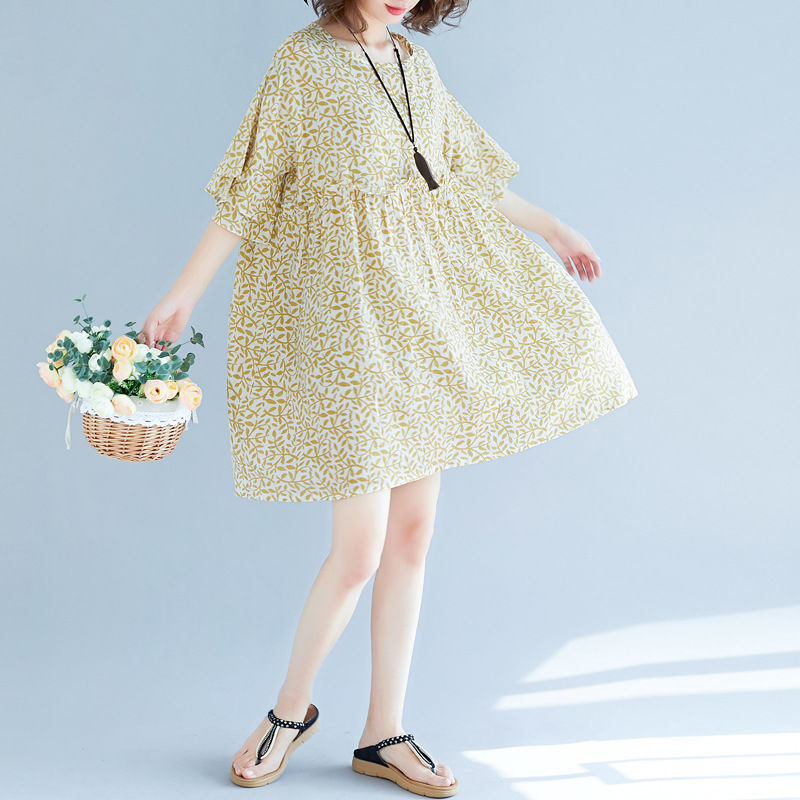 我的天啊!47岁的老婆真敢穿，时尚连衣裙，款款显瘦显嫩美