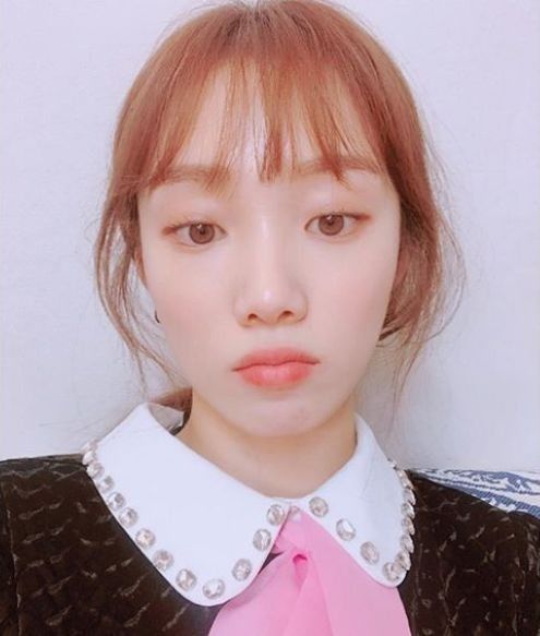 太子妃张天爱带着新发色杀回来了?