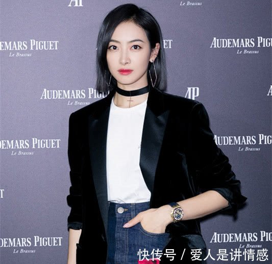 本以为林允儿穿黑色高跟很美了，直到看见宋茜，才知啥叫筷子腿