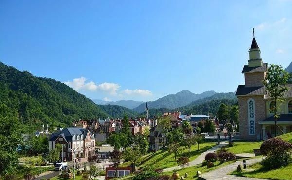 成都出发坐高铁/动车1小时直达!这15个短途旅行圣地等你去打卡(