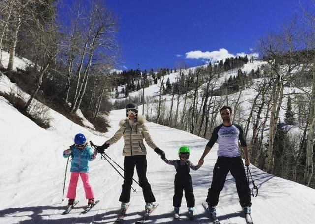 被誉为维密台柱,还是巴西第一美人,模特“失业”后成旅行狂人?