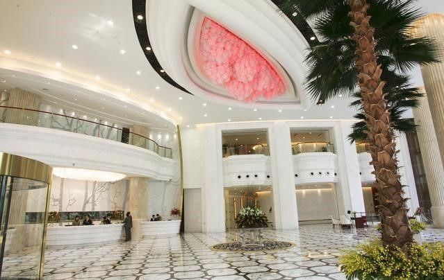 为什么宾馆一到半夜12点,宁可让房间空着,也不