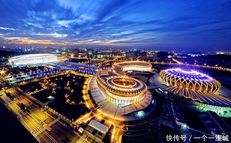  gdp|万亿俱乐部城市撑起全国三分之一GDP份额，这六座城市都是后