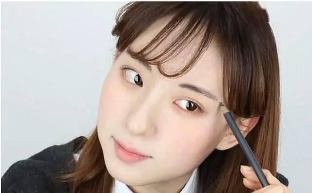 「清纯」清纯的学生妆,出门不再有人叫你阿姨了!