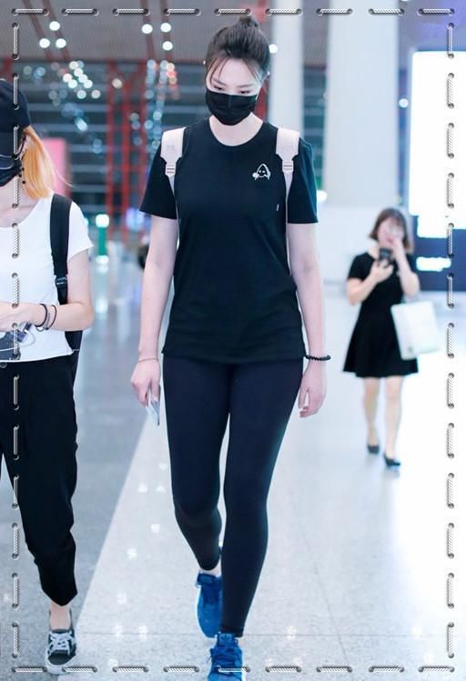 192惠若琪穿紧身裤竟惨败173关晓彤？网友：果然瘦子就是显高啊！