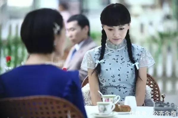 有些女星一点不输张曼玉，穿着旗袍，更有种独特的味道！