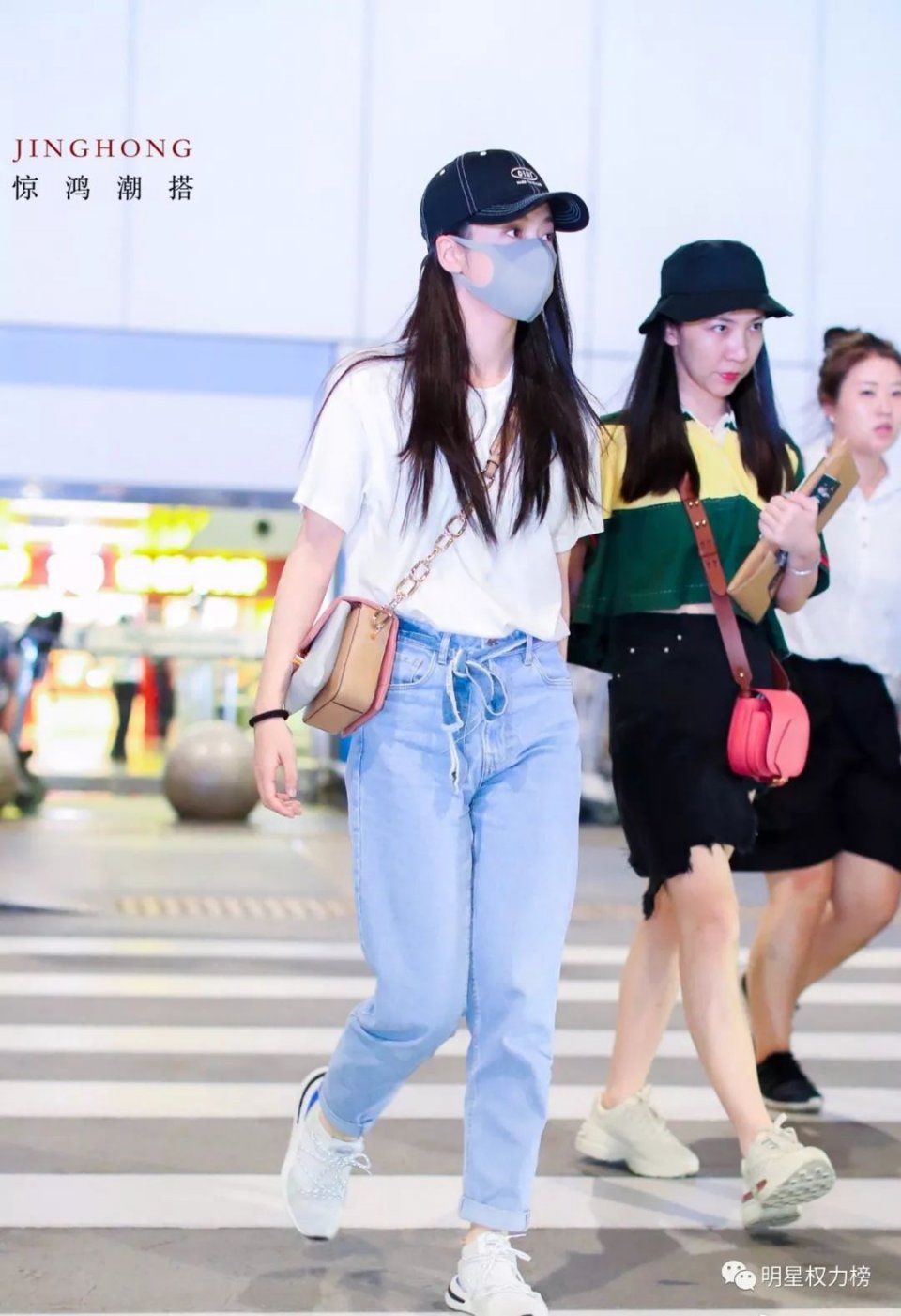 女明星私服PK,穿搭效果最佳的竟是她?