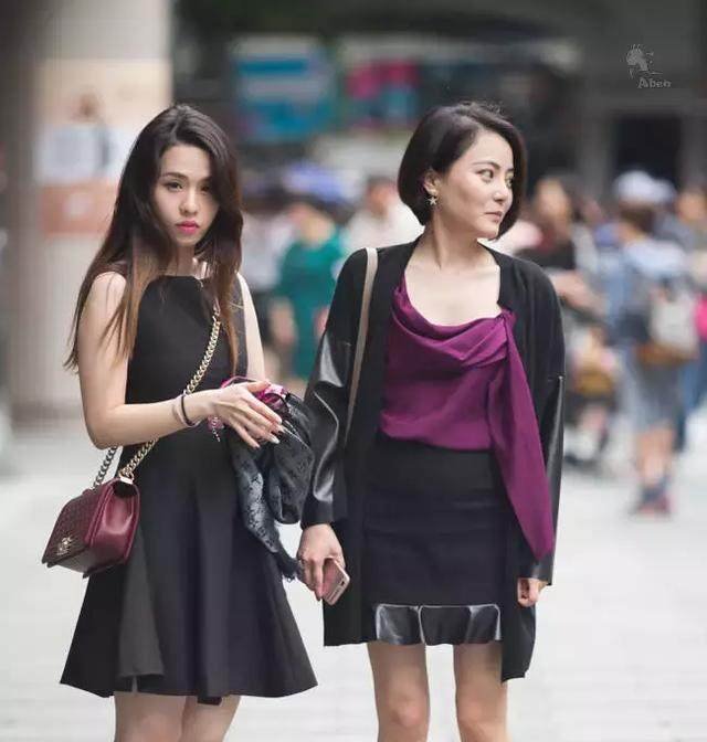 街拍美女北京三里屯 VS 上海步行街 哪里的美女穿着更好看