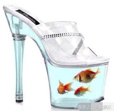 富有设计感的几款高跟鞋，穿着会舒服吗?表示看不懂