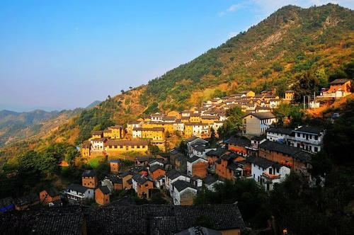 比宏村人少，比篁岭更美！浙江周边藏着一座隐世小村落，拥有最撩