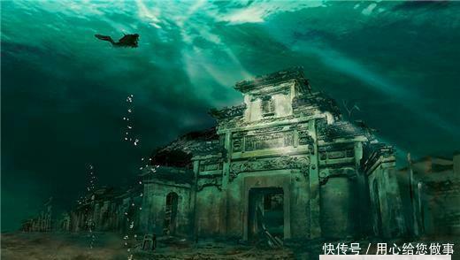 潜水员在湖底发现千年古城, 推开城门, 谜底揭晓